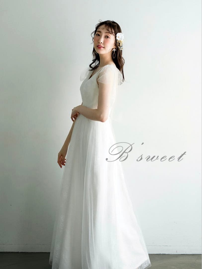 ノースリーブ　ウェディングドレス