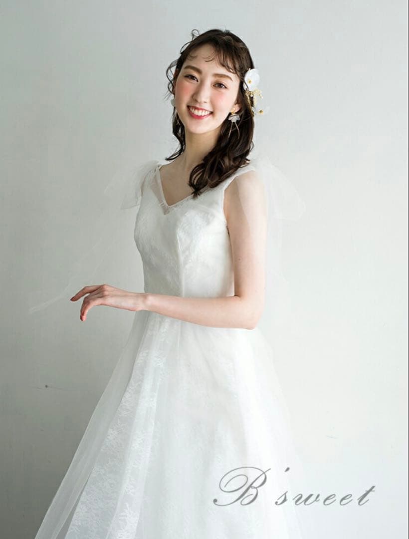 ノースリーブ　ウェディングドレス