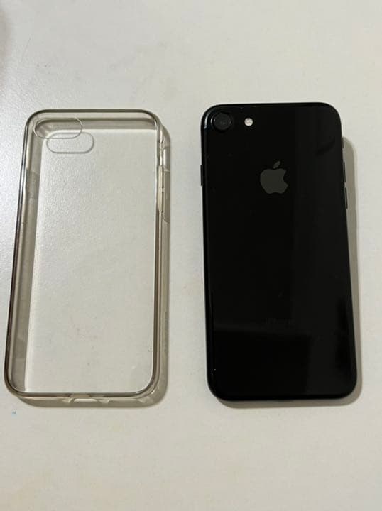 iPhone 7 Jet Black 128GB docomo(中古品)