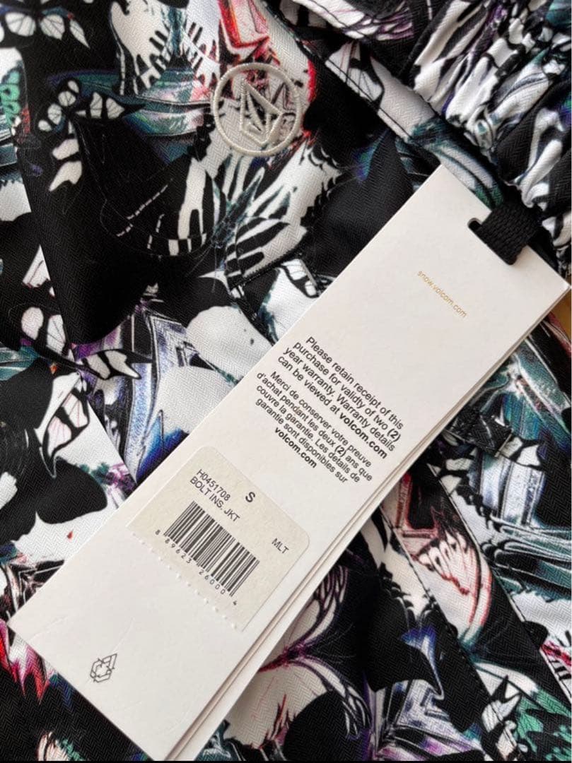 【未使用】VOLCOM 花柄 スノーボードウェア Sサイズ　女性用