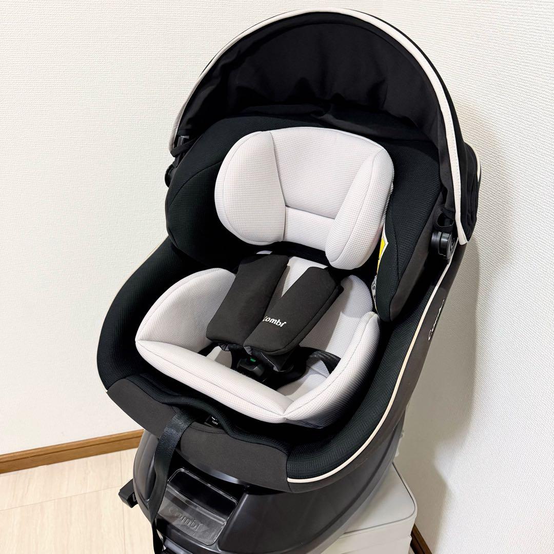 極美品【限定色】Combi クルムーヴスマートisofixエッグクッションNeo