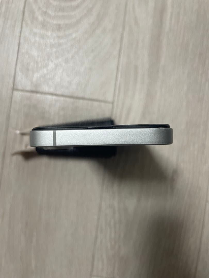 【ジャンク】iPhone 16e アメリカ版 SIMロック有 128GB 白