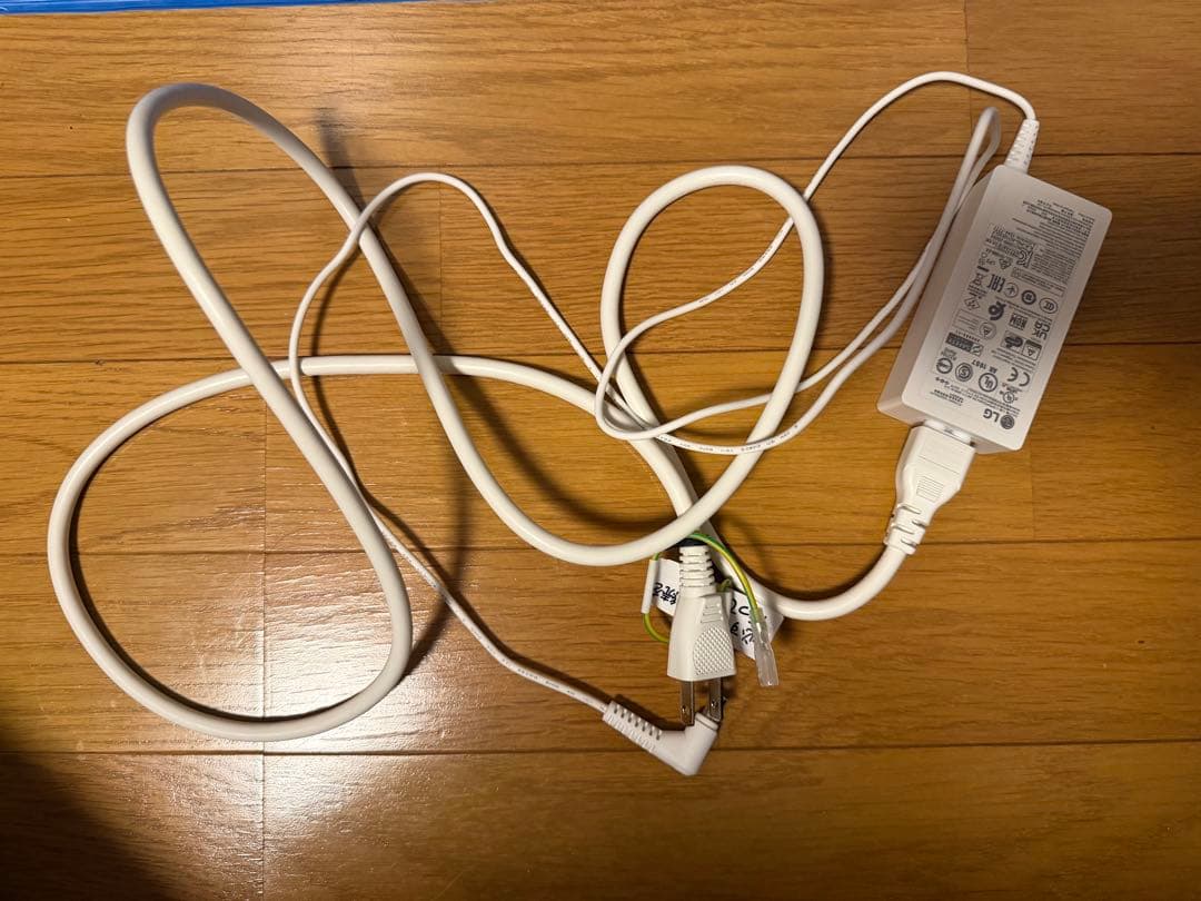 LG MyView Smart Monitor/ 27インチ 27SR50F-W