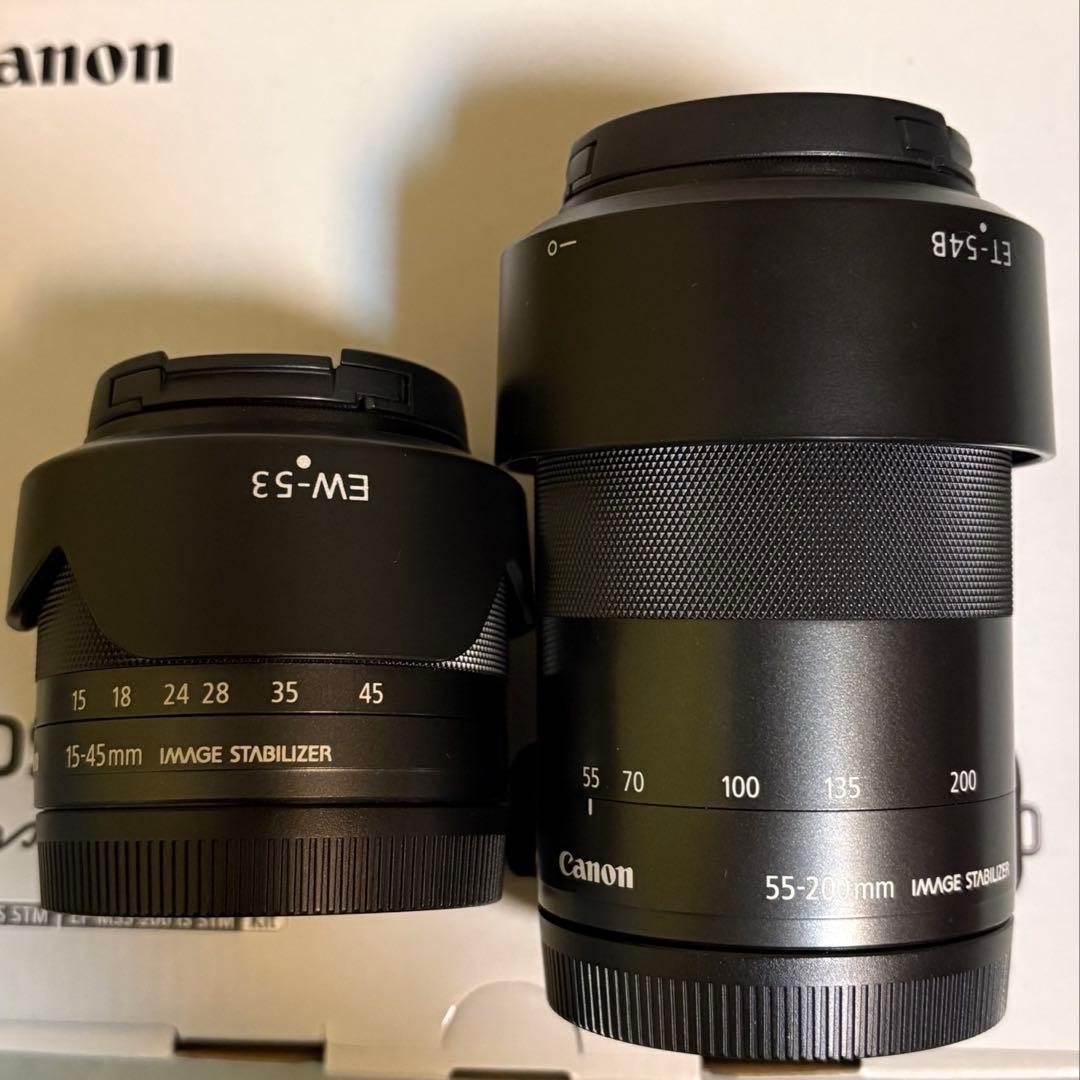 Canon EOS Kiss M ダブルズームキット