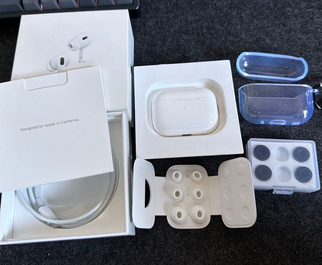 AirPods Pro第2世代　Lightning MagSafe充電　正規品