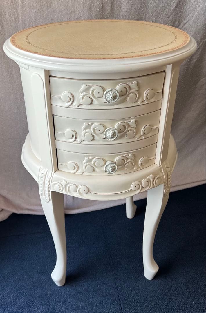 コモ ラウンド3段チェスト 3D マホガニー材