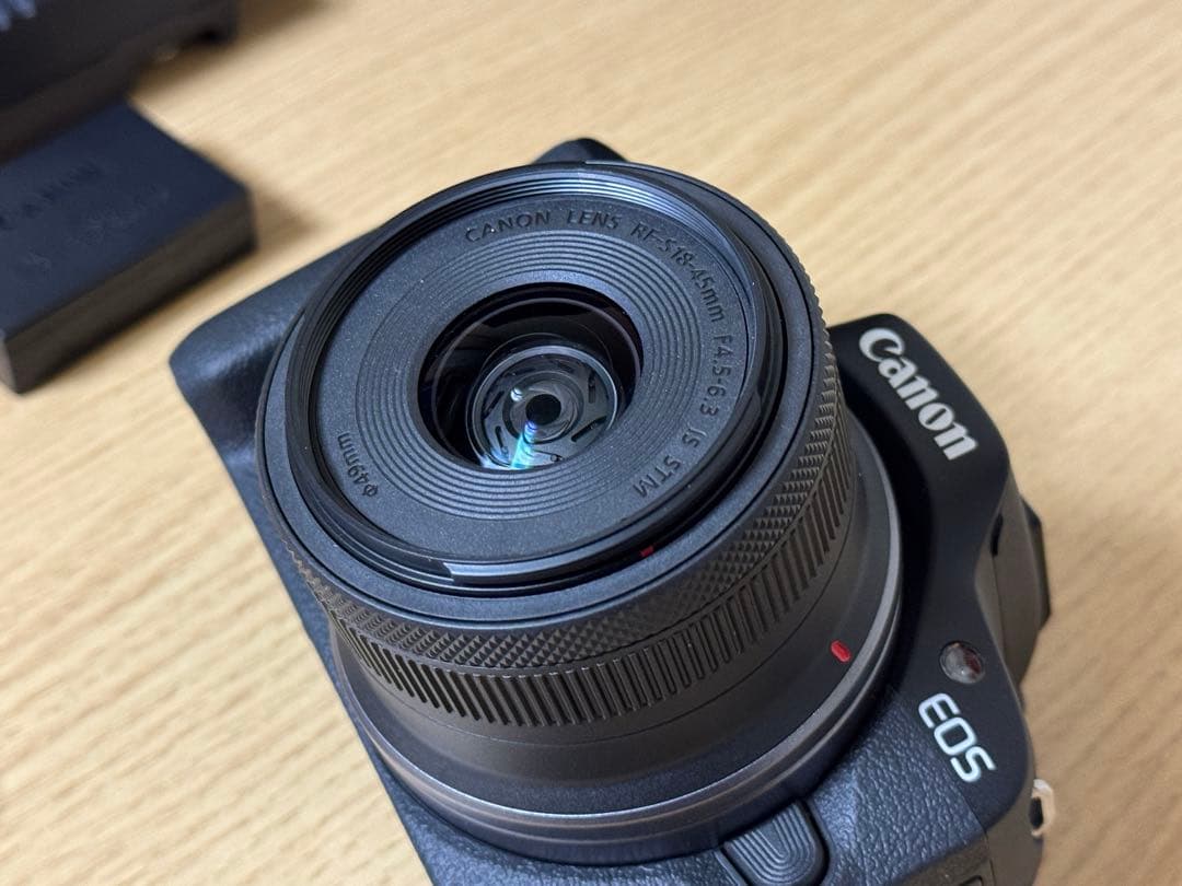 Canon EOS R50・RF-S18-45 IS STMレンズキット