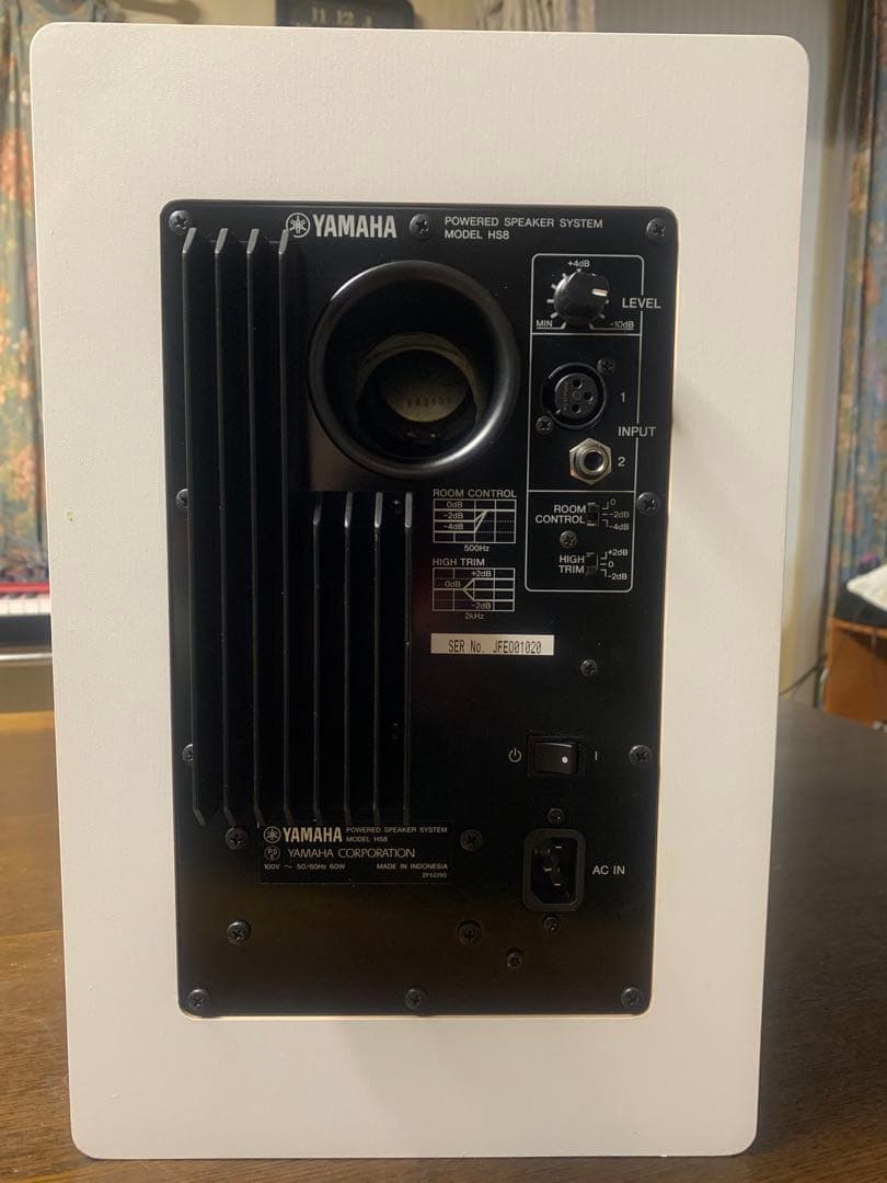 YAMAHA HS-8スタジオモニタースピーカーA品（pair にて出品中）