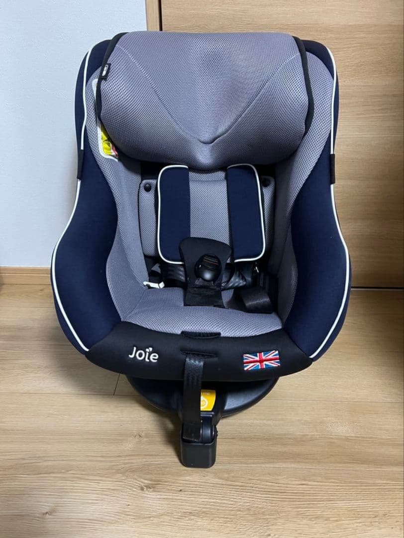 クリーニング済　☆美品☆　新生児OK　ジョイー　アーク360°　ISOFIX