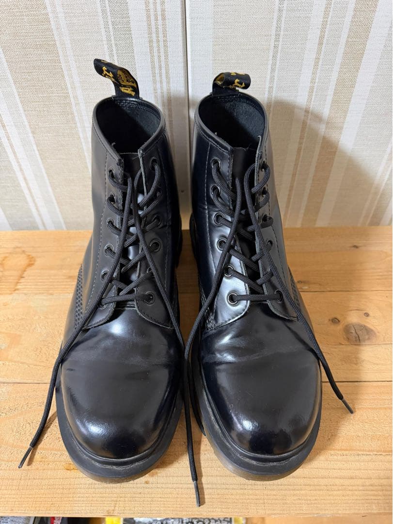 ドクターマーチン ブーツ