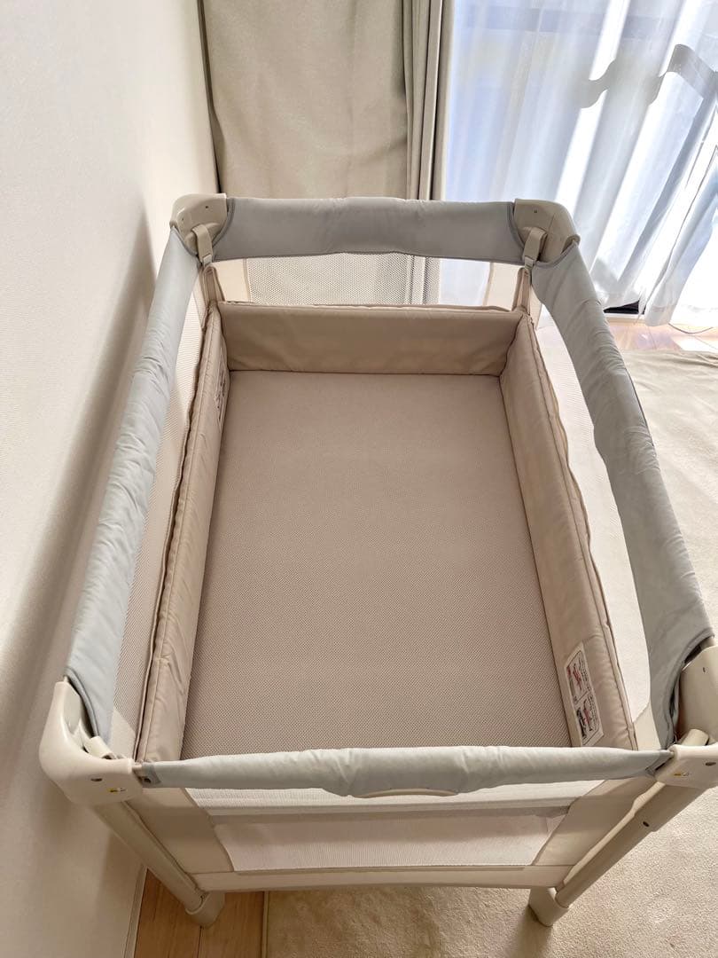 Aprica アップリカ ココネルエアー　折りたたみ　　メッシュ　ベビーベッド
