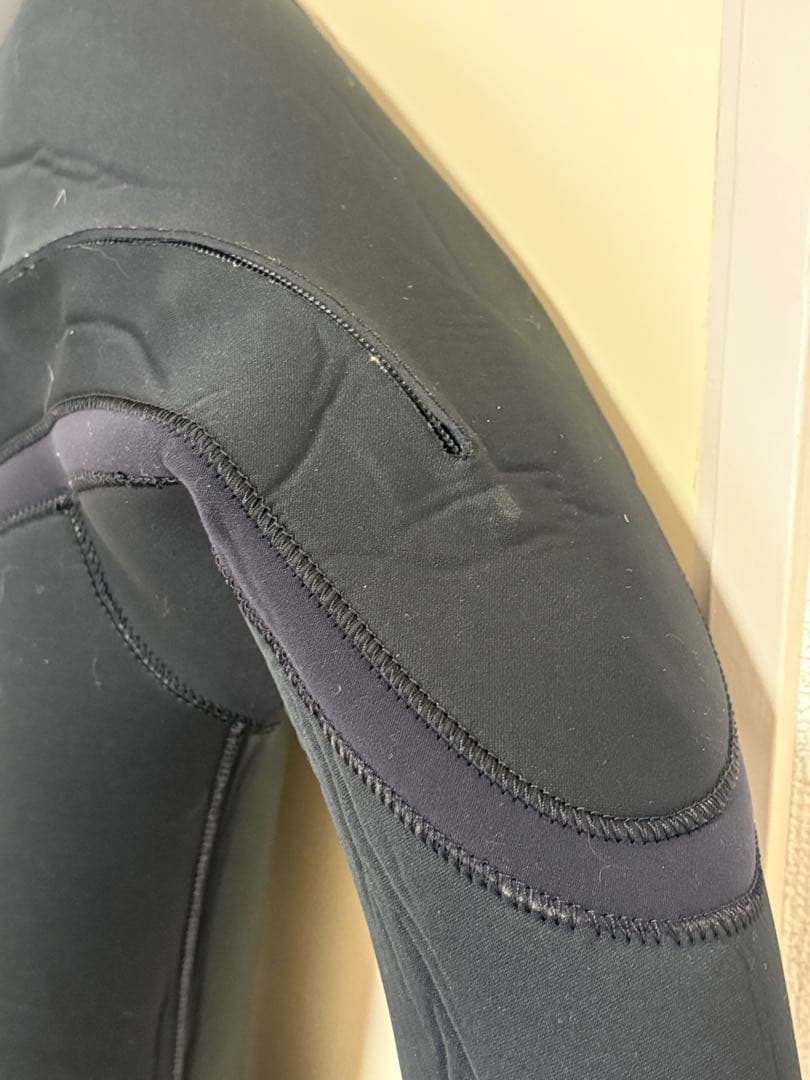 Mellow 5mm x 3mmセミドライウェットスーツ ML