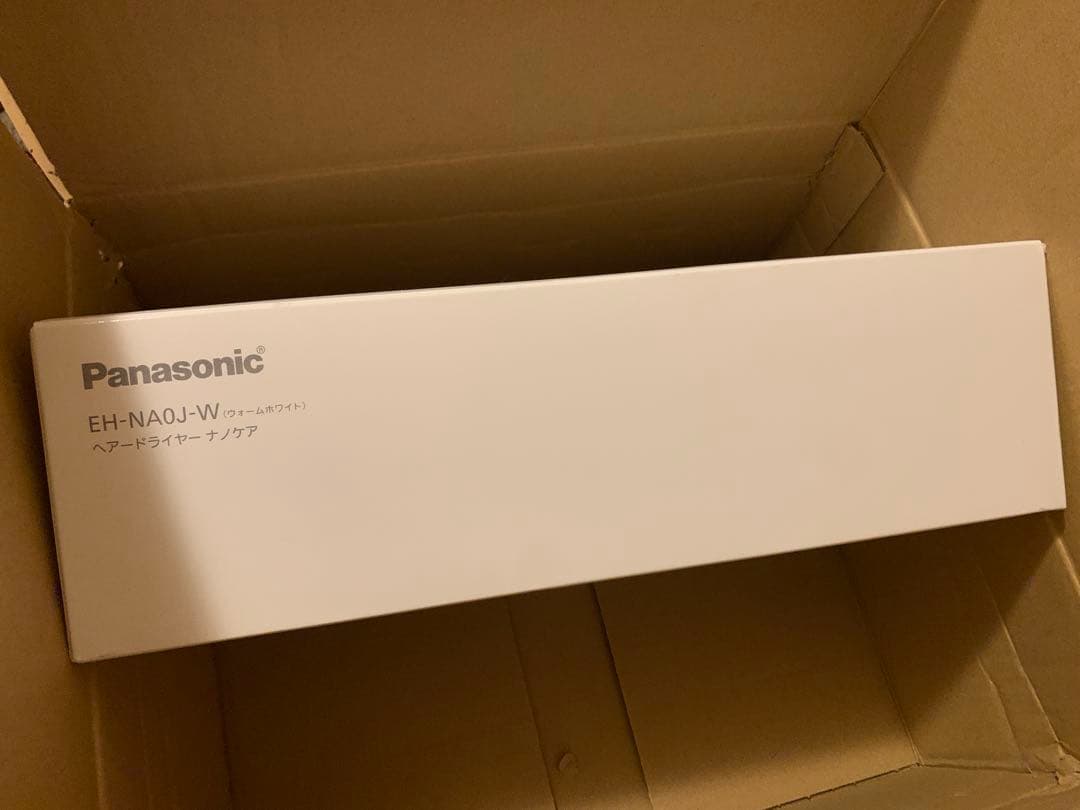 【未使用】Panasonic ナノケアEH-NAOJ-W(ウォームホワイト)