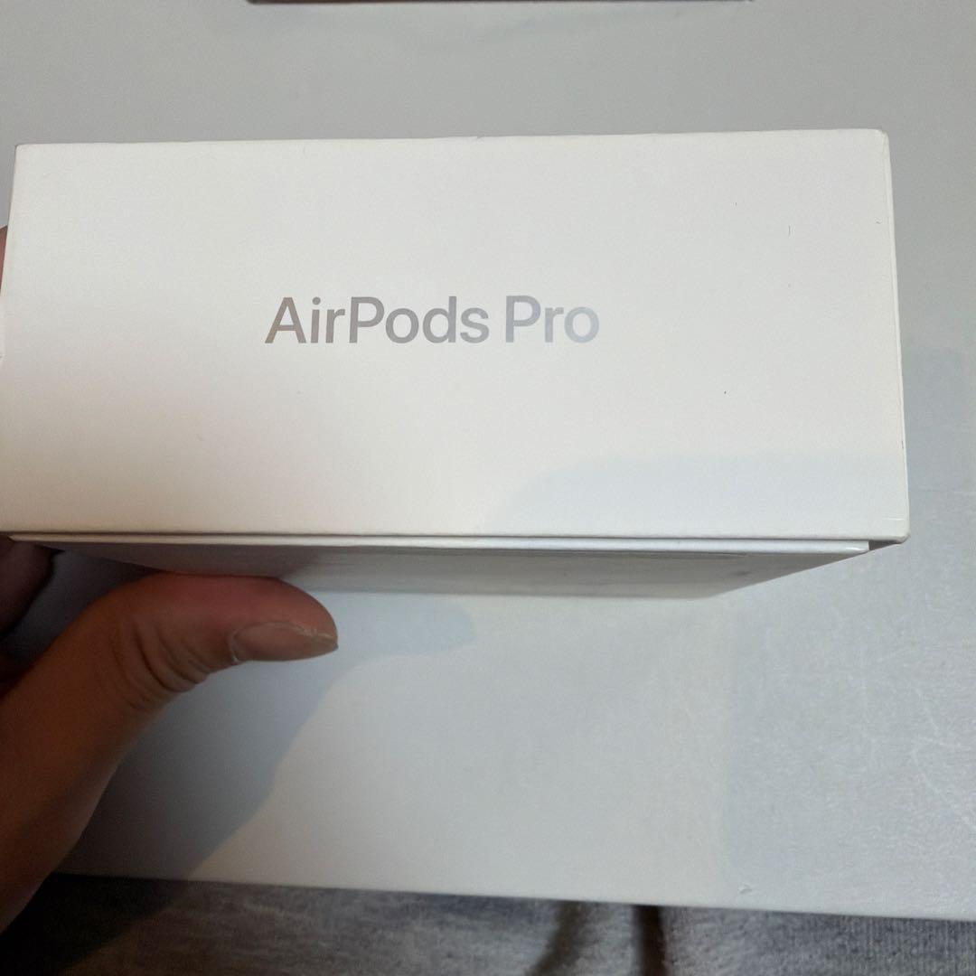 極上　AirPods Pro 第2世代 USB-C タイプ