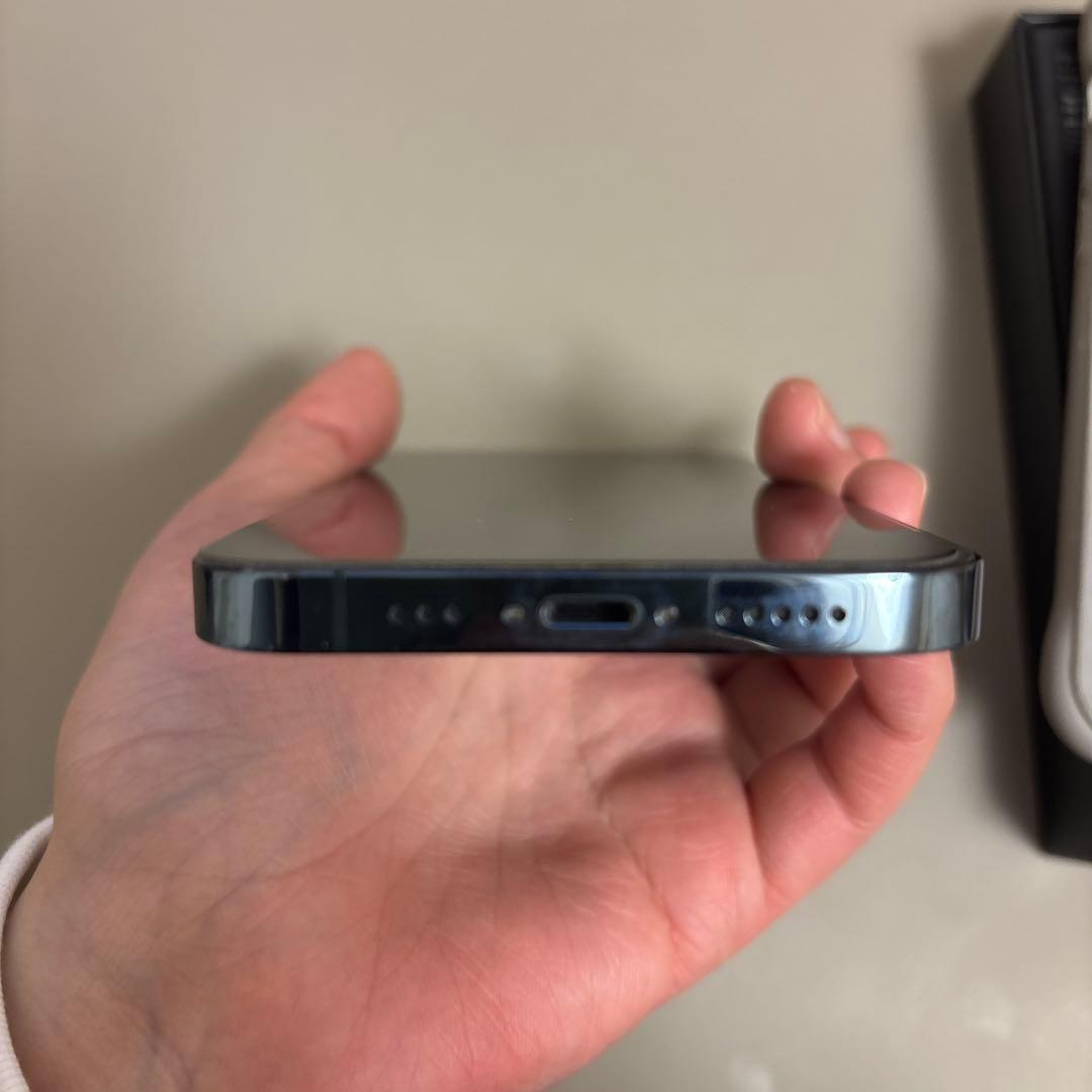 iPhone 12Pro 128g パシフィックブルー