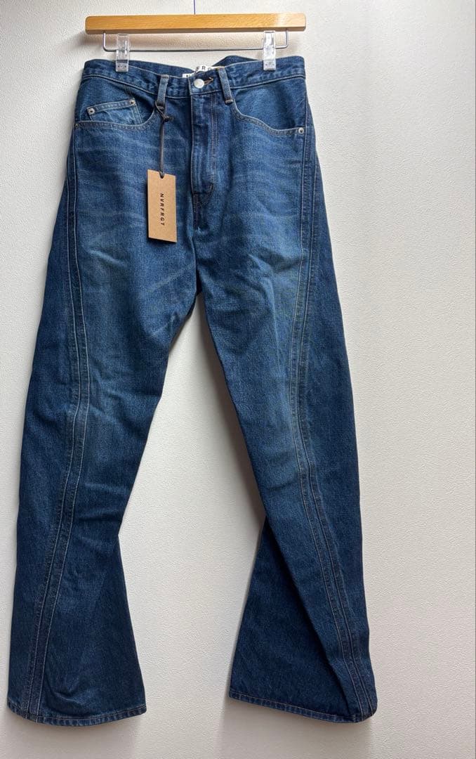 う*み様 新品NVRFRGT3D Twisted Leg Jeans