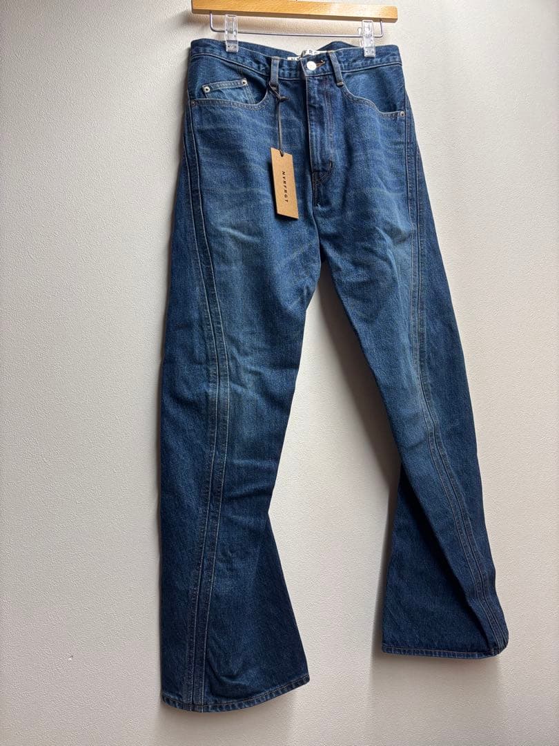 う*み様 新品NVRFRGT3D Twisted Leg Jeans