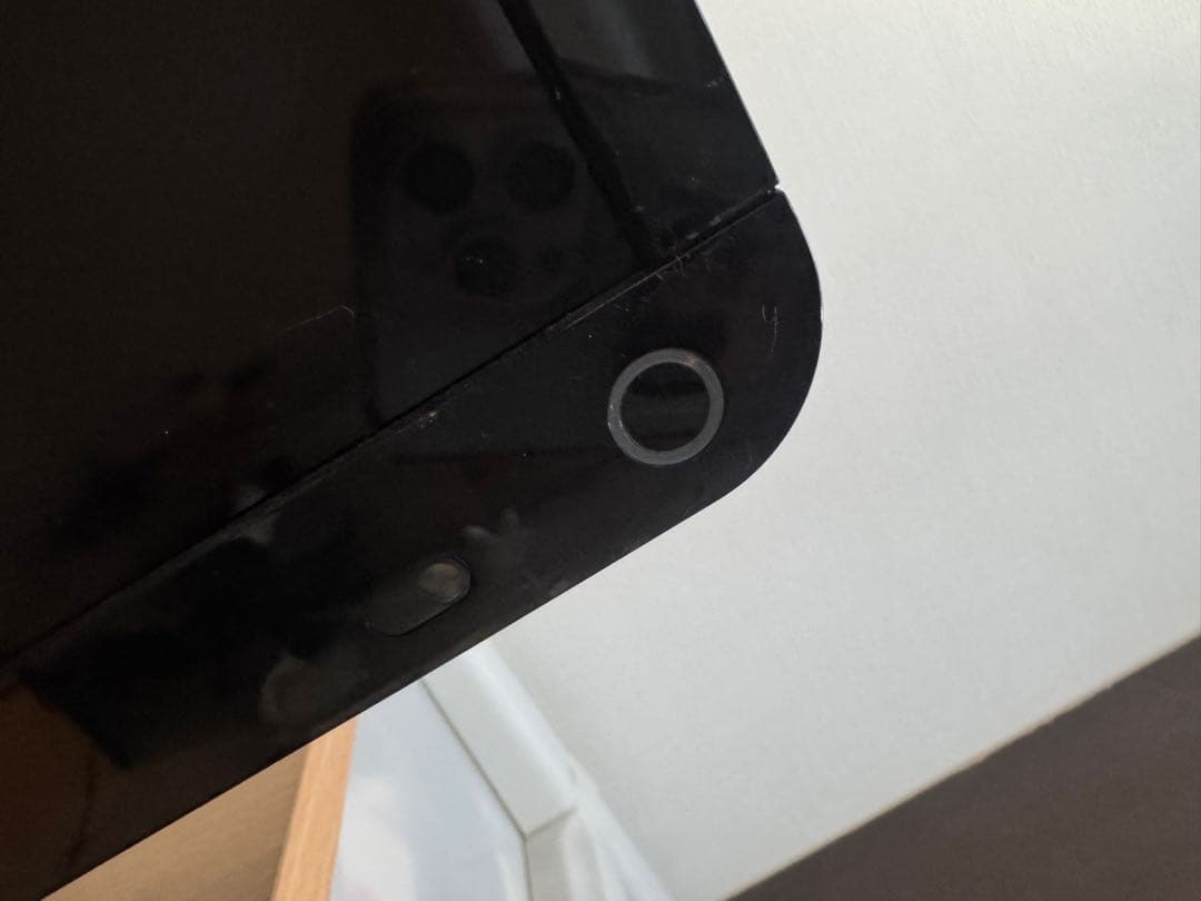 【中古品・キズあり】REGZAテレビ　32型