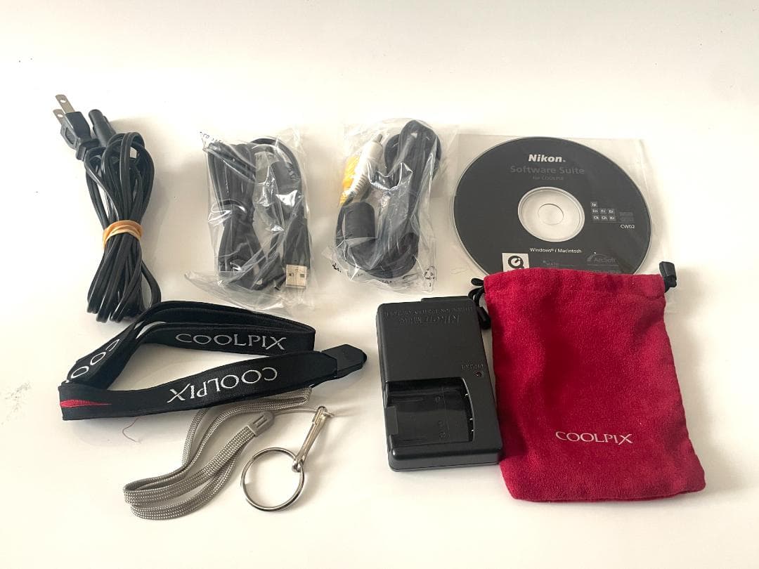 Nikon COOLPIX S520 デジカメ　シルバー　ニコン