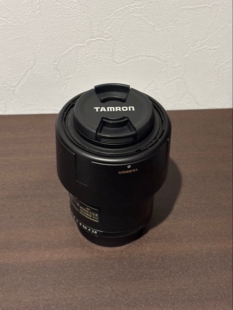 TAMRON 90mm F2.8 MACRO 1:1 レンズ