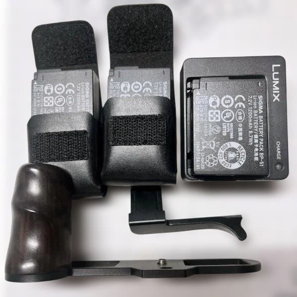 す*ぎ様 Leica CL バリオキット 18-56mm レザーケース、追加バッ