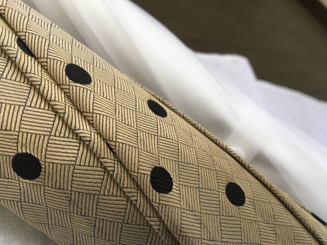 定価6万円　イルマルケザート　傘