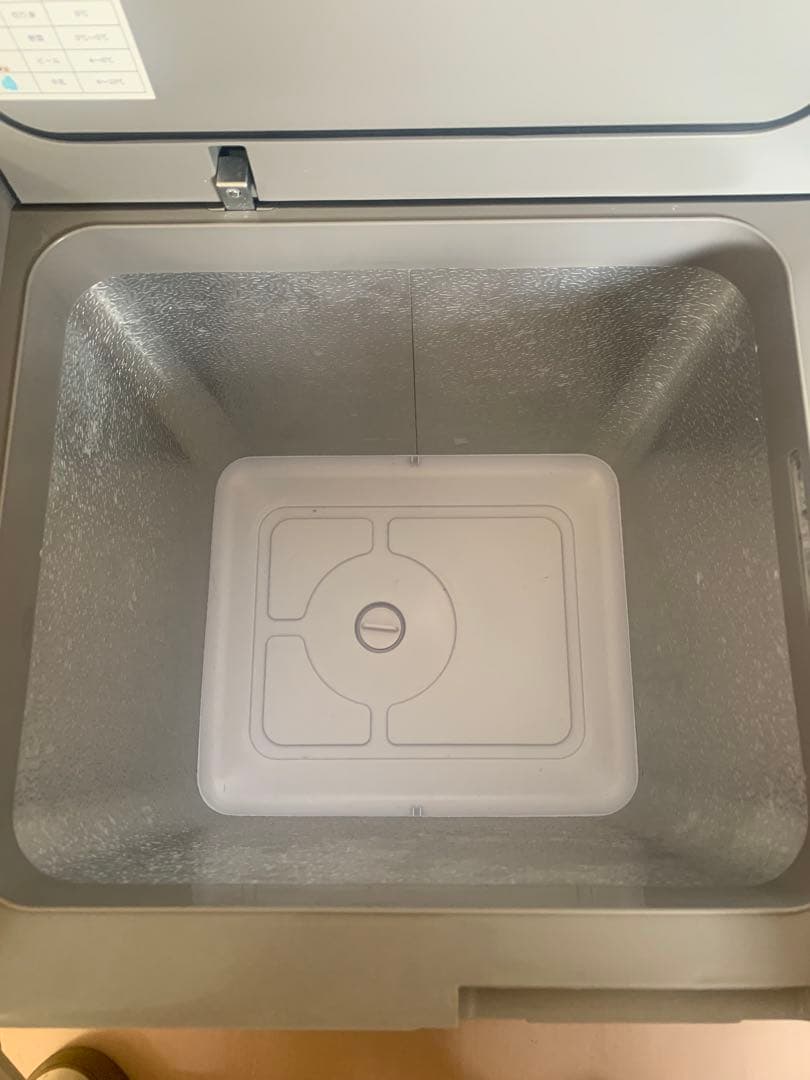 y136 車載冷蔵庫40L 2室-20℃～10℃USB給電可12V24V車に対応