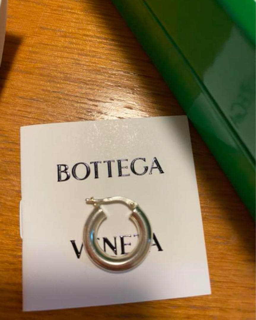 Bottega Veneta フープ　シルバー ピアス片耳