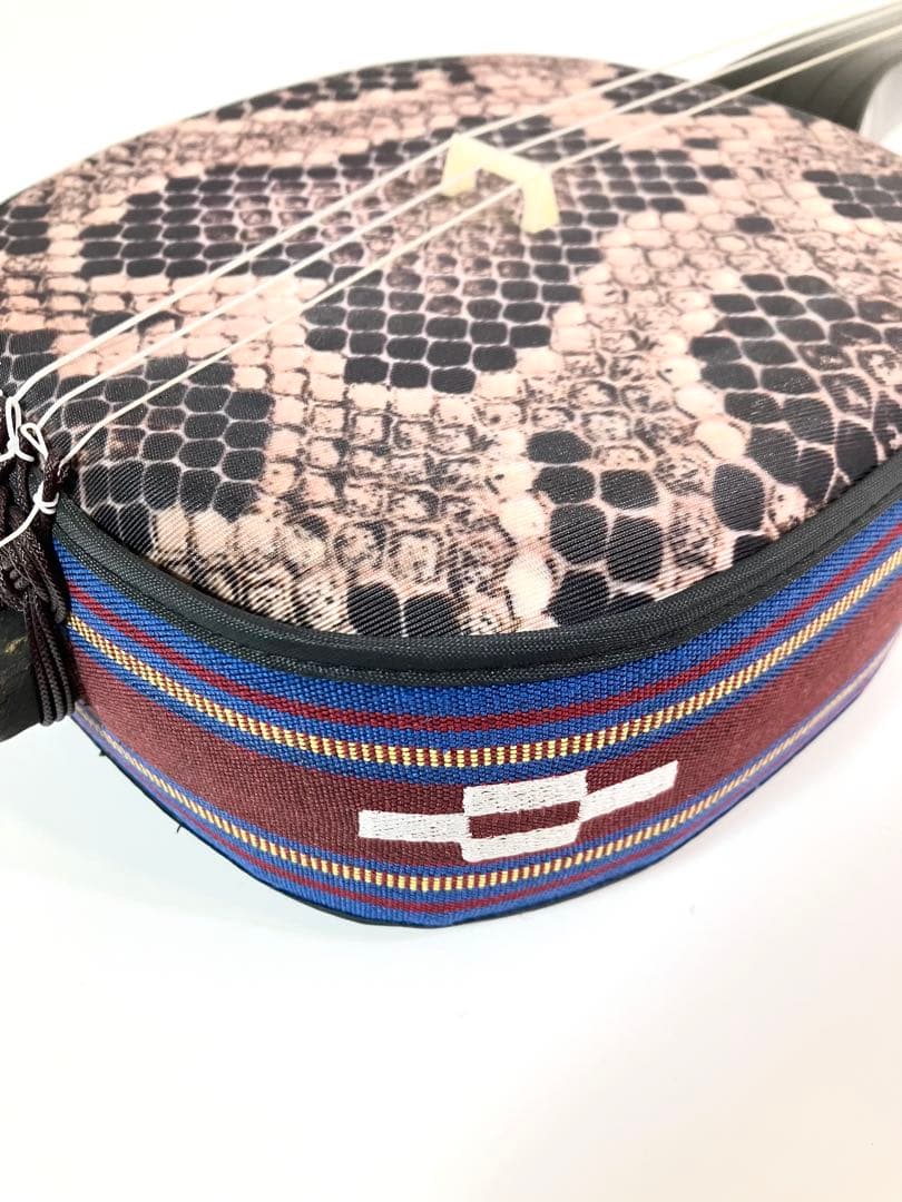 沖縄三線 蛇 三味線 蛇柄 人工皮 人工皮革 伝統楽器 蛇皮 三線 沖縄