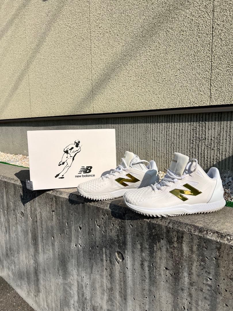 【送料込み】大谷翔平　トレーニングシューズ　ニューバランス