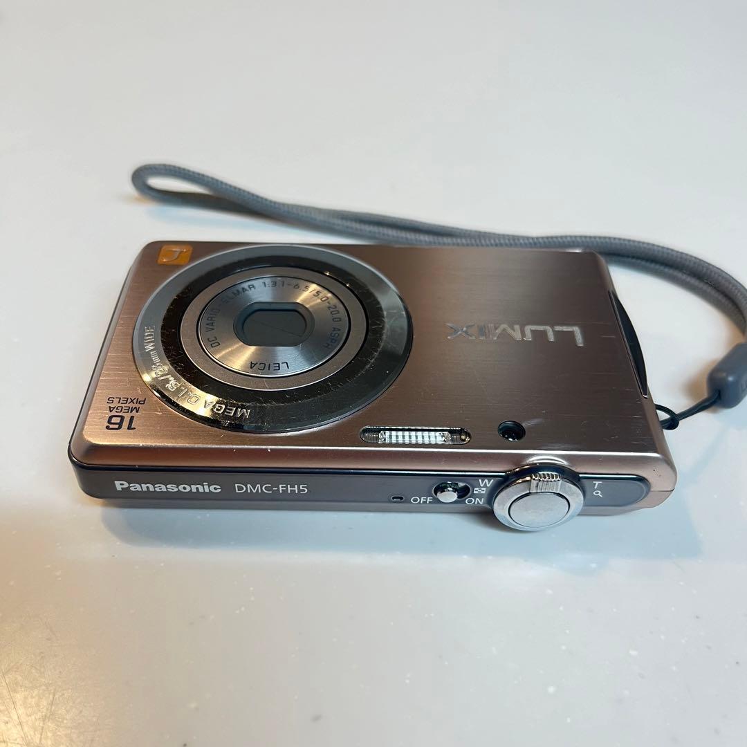 デジタルカメラ　パナソニック　DMC-FH5 中古（本体＋バッテリー＋充電器）