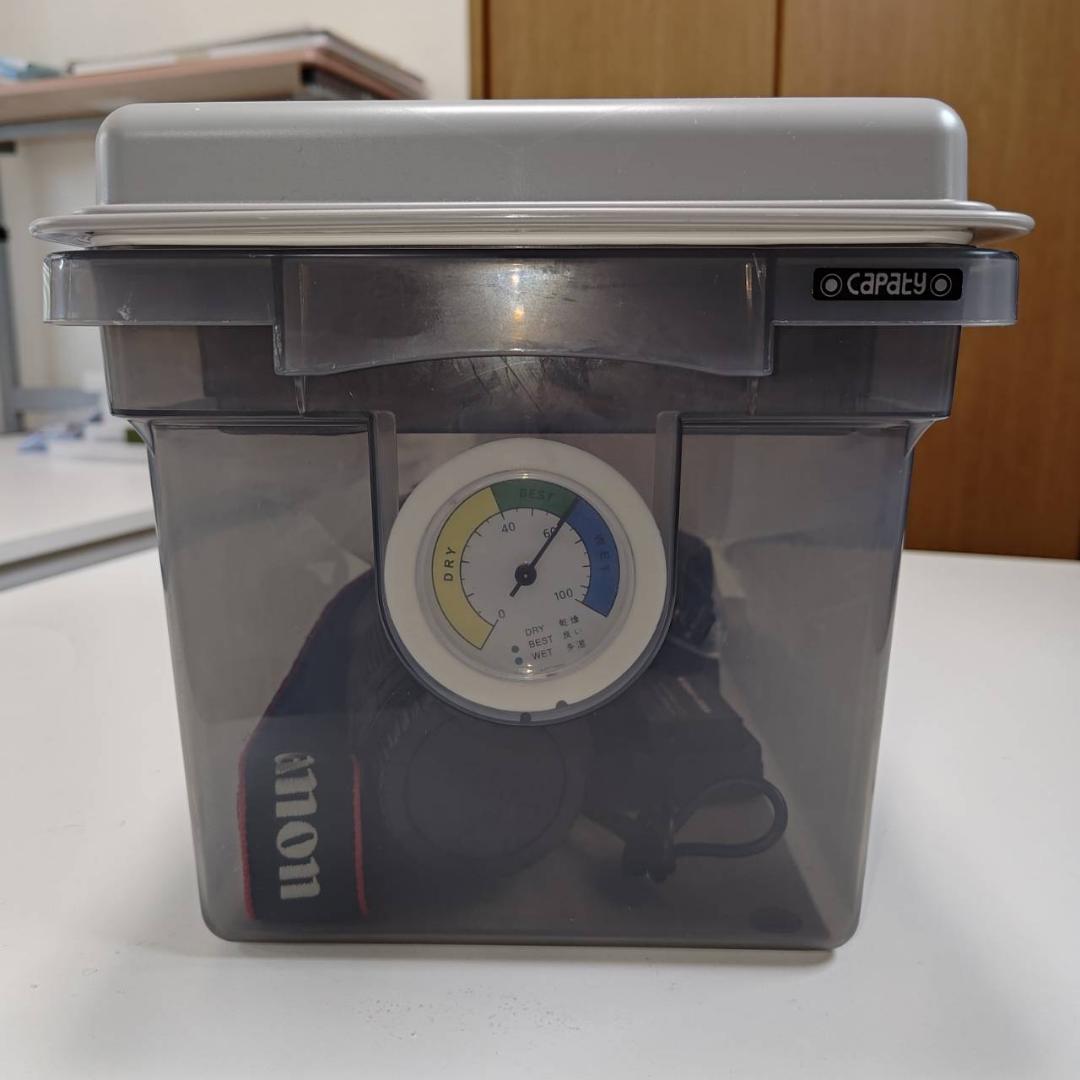 美品 Canon EOS kiss X10 一眼レフカメラ ダブルズームキット