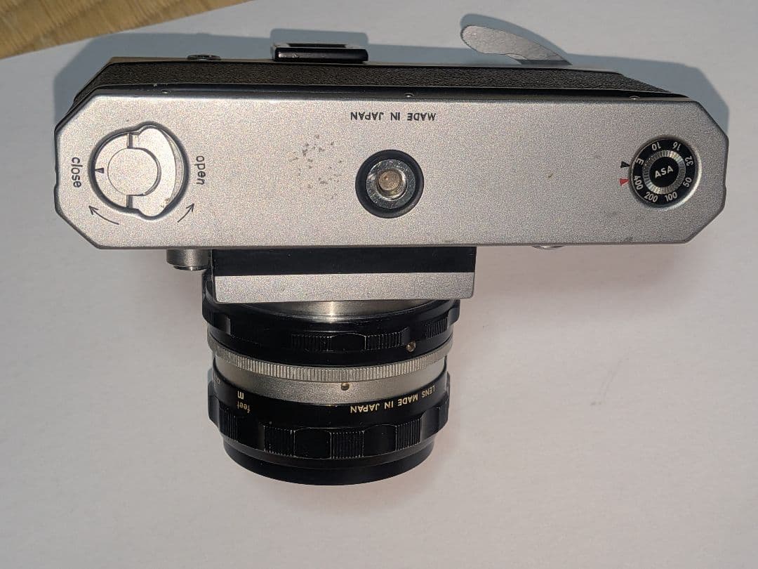 Nikon F 50mmレンズ付属