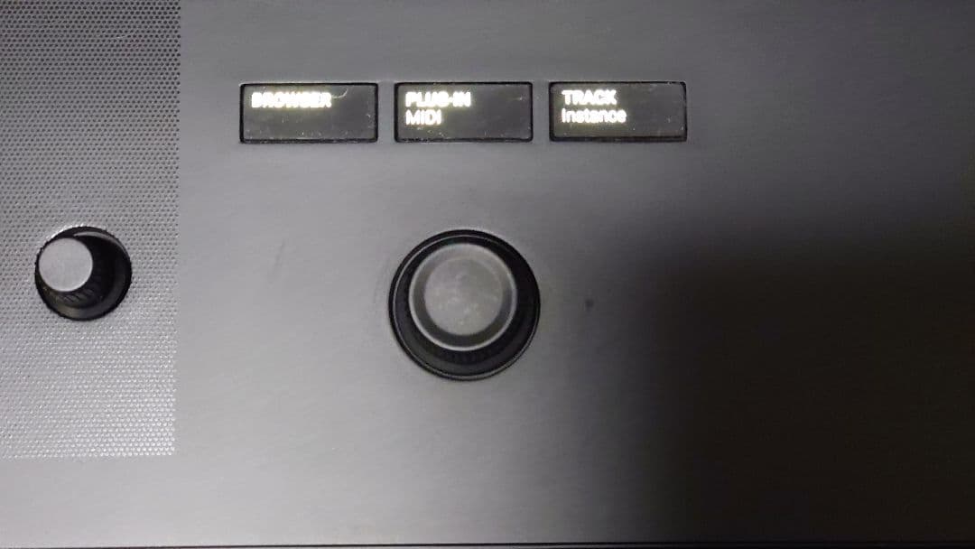 Komplete Kontrol A49 (MIDIキーボード) IDあり