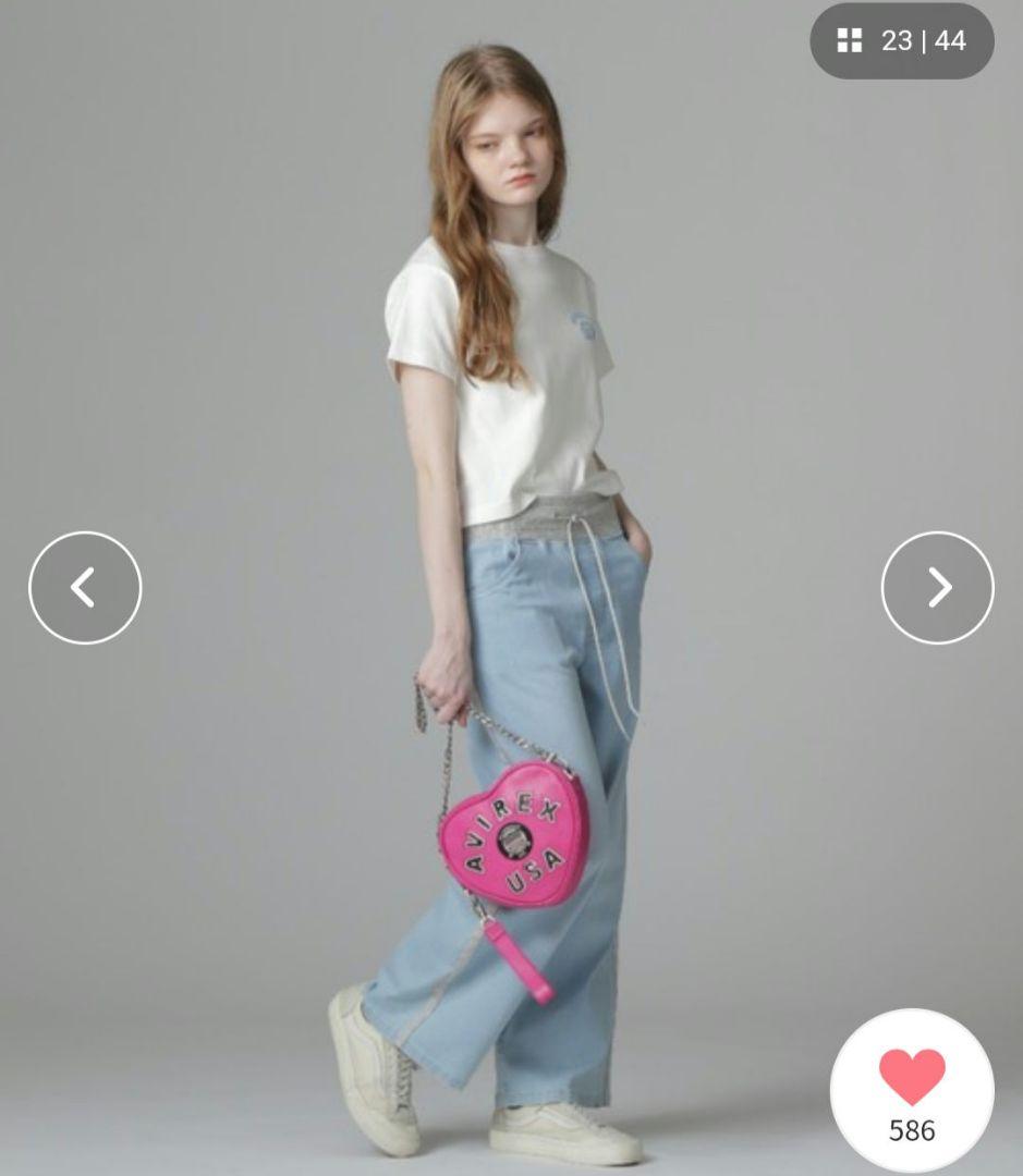 アヴィレックス　 ハート型　バーシティーハートチェーンバッグ