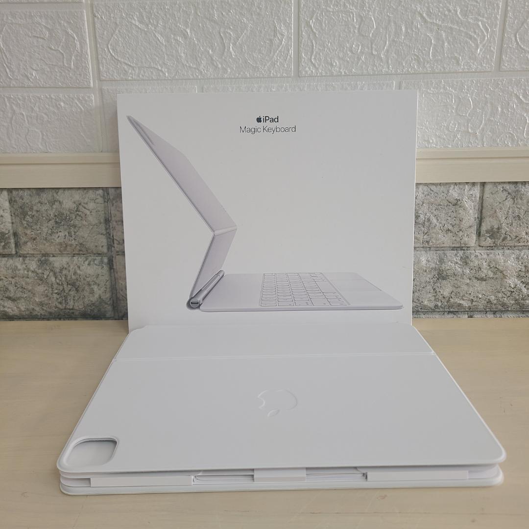 【極美品】Apple Magic Keyboard MJQL3J/A A2480