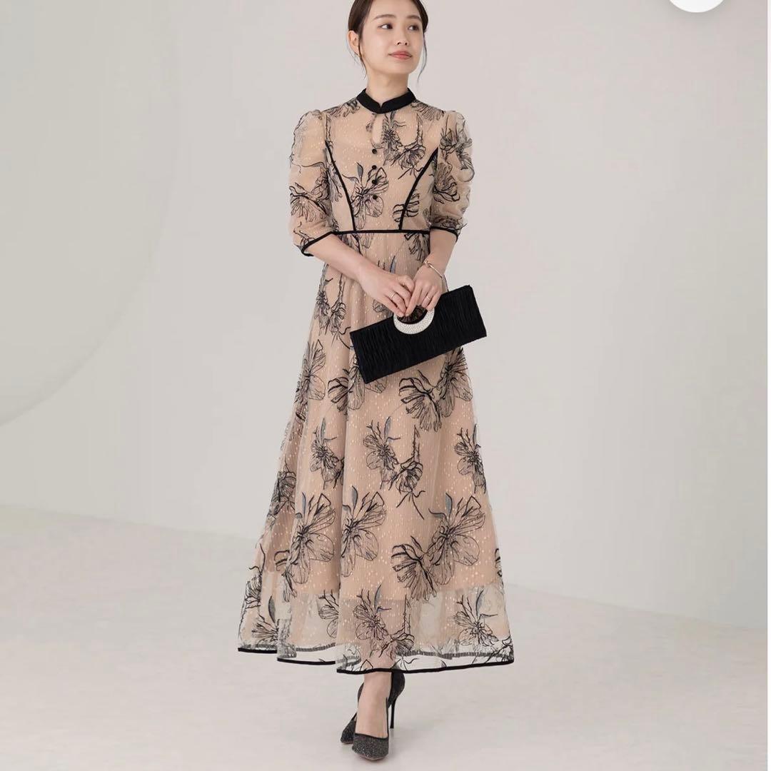 LEJA ラジャ　パイピングハイネック花柄ラメレースワンピースドレス