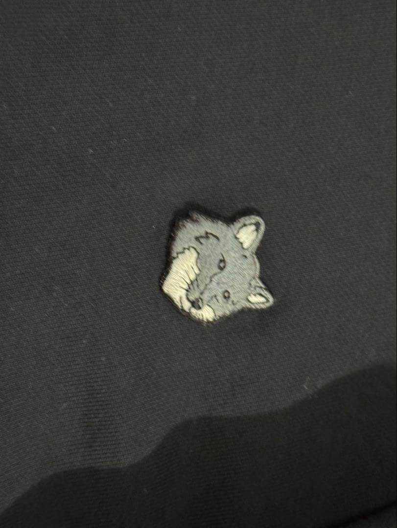 正規品 メゾンキツネ　スウェット　トレーナー　黒