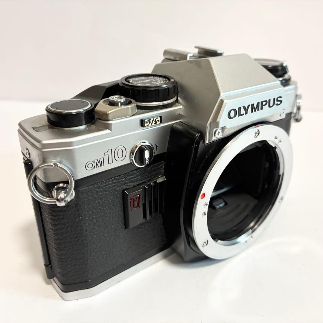 オリンパス　OM-1、OM-10、 レンズ135mm f3.5 ズイコー　セット