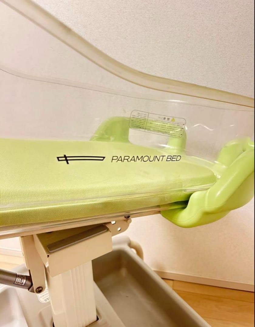 パラマウントベッド 新生児ベッド KB-115 産婦人科　病院と同じ