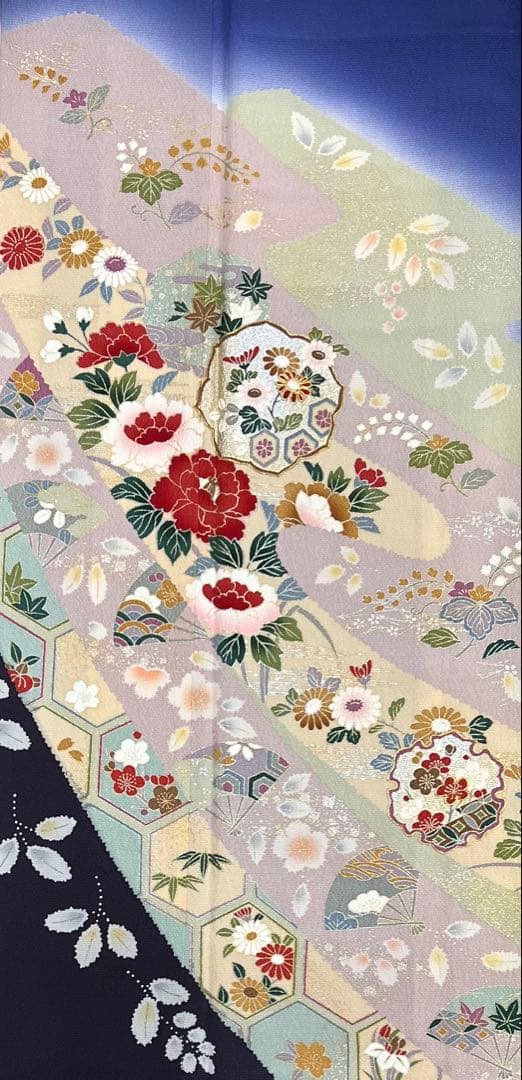 小柄な方に♪ 振り袖　フルセット　長襦袢付　成人式　金彩加工　刺繍入　724