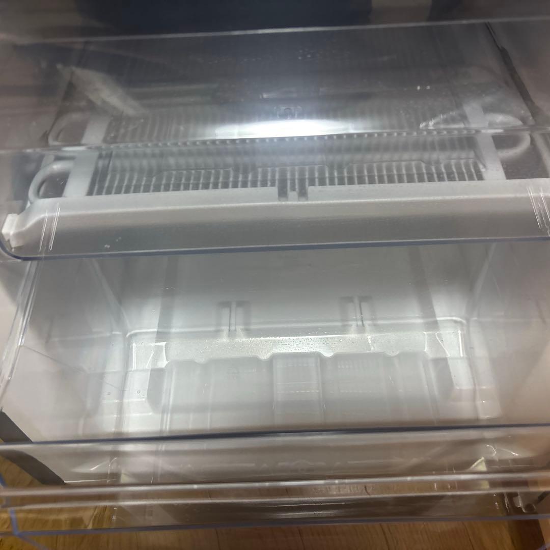 Hisense ブラック 2ドア冷蔵庫　175L