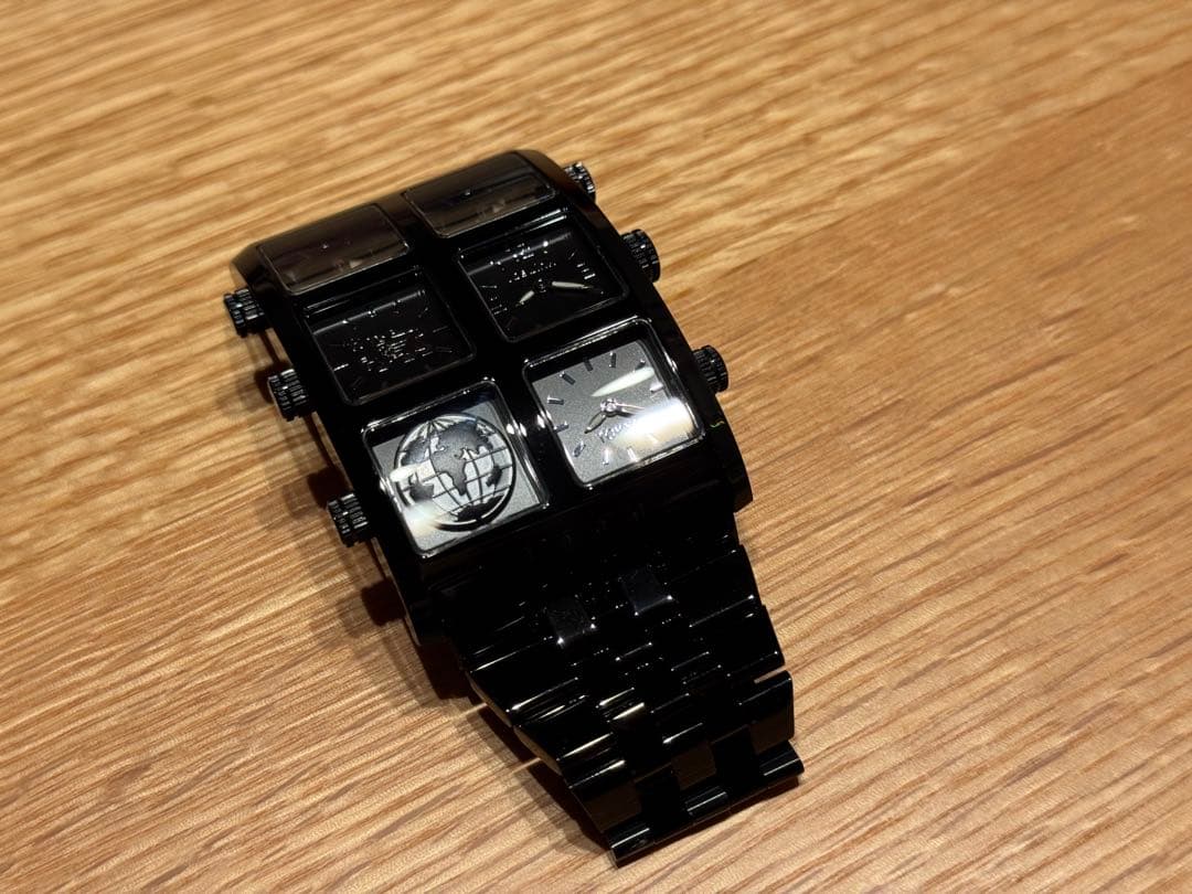 IceLink AVALANCHE腕時計 黒　4タイムゾーン　 おまけのベルト付