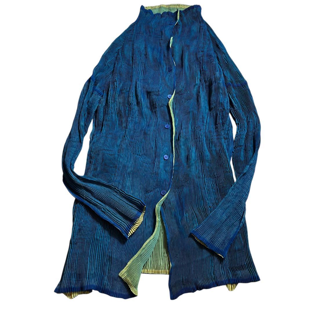 タグ取れ　issey miyake ランダムプリーツ　リバーシブル　カーディガン