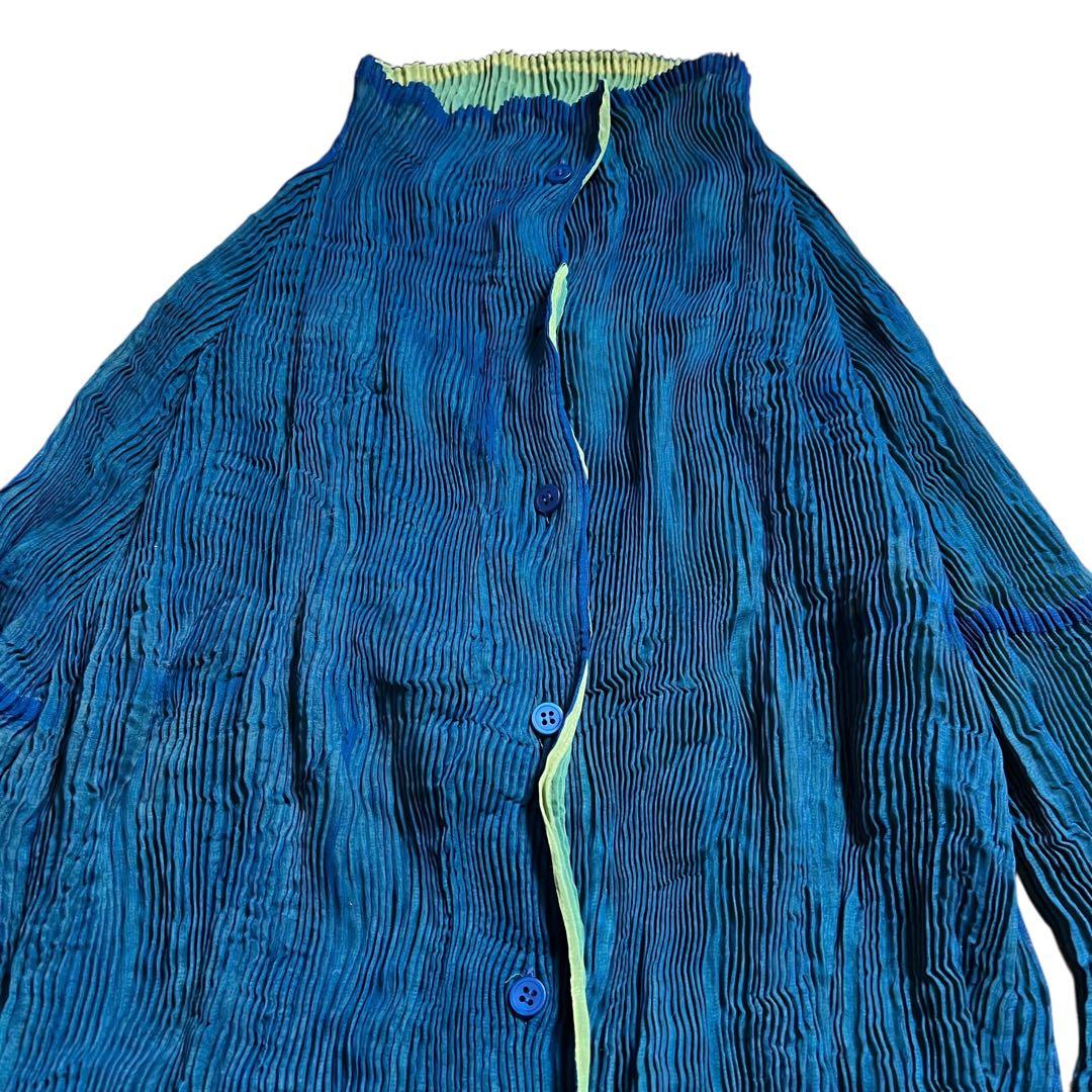 タグ取れ　issey miyake ランダムプリーツ　リバーシブル　カーディガン
