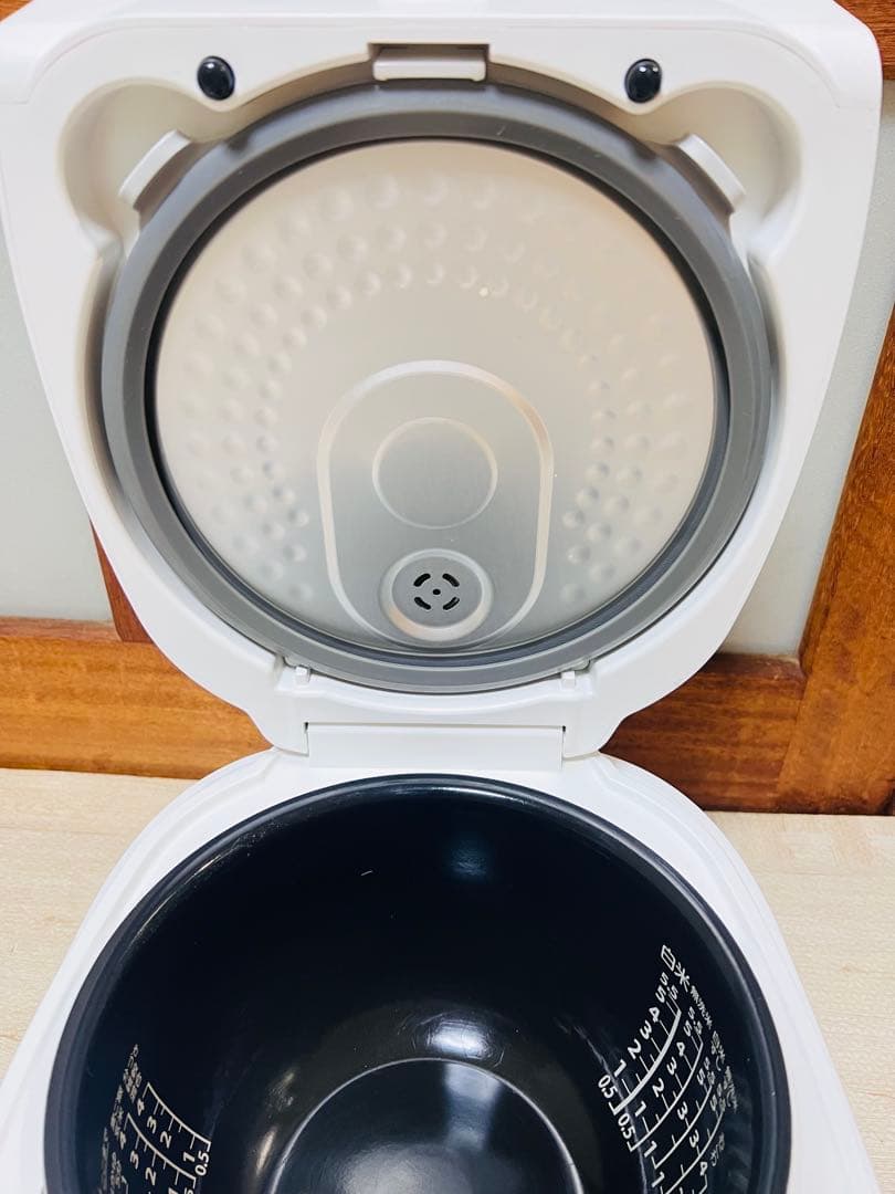 TOSHIBA RC-10HR IH炊飯ジャー炊飯器5.5合炊き