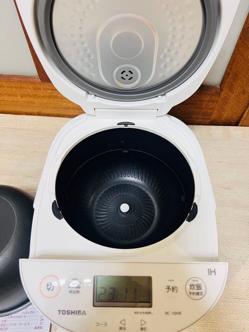 TOSHIBA RC-10HR IH炊飯ジャー炊飯器5.5合炊き