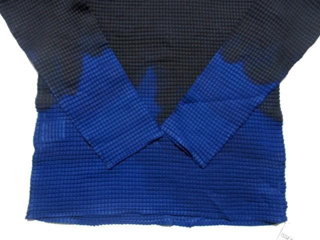 m21270・新品★イッセイミヤケ・ホワイトラベル★プリーツ加工カットソー