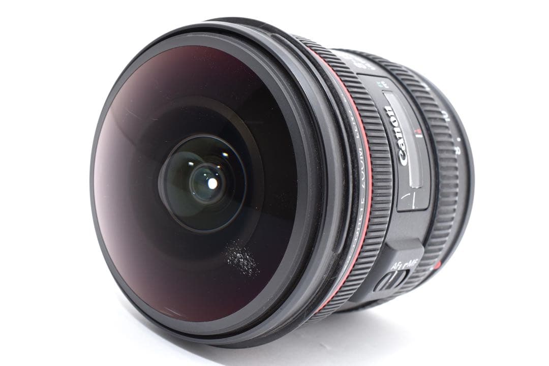 Canon EF 8-15mm f/4L USM フィッシュアイレンズ