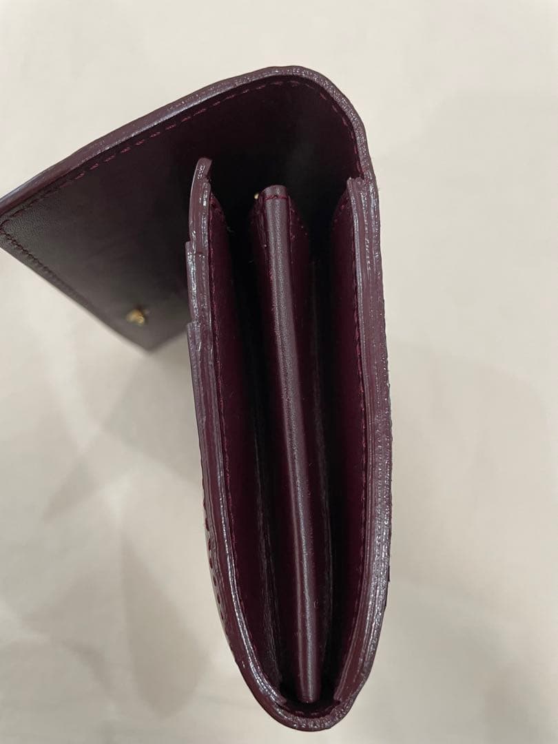 Louis Vuitton ヴェルニ ファスナー長財 布　赤紫